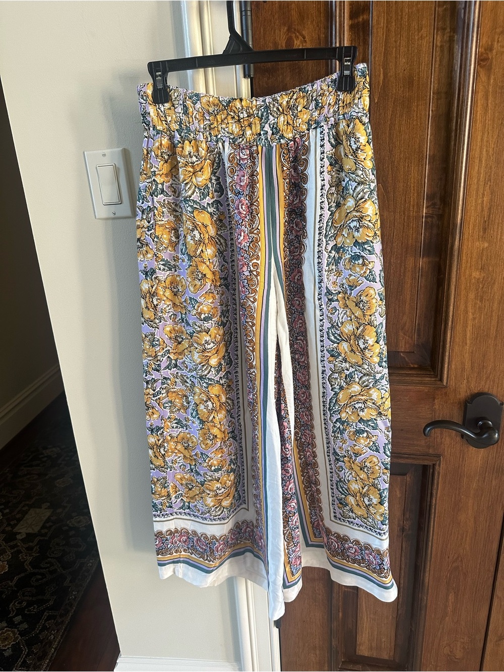 Anthropologie sz XS ladies Floral Wide-Leg Pull-On Pants. Flowy, NWOT
